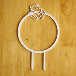 Frog Indoor Houseplant Trellis