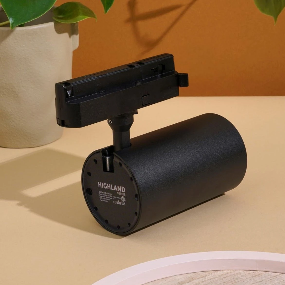 Highland™ LED Track Light System For Indoor Plants 20 Highland™ LED Track Light System For Indoor Plants - Image 18