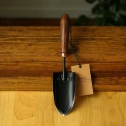 Barebones Spade Garden Hand Trowel – Built For Everyday Gardeners -Eds Plant Shop spade garden hand trowel 233720