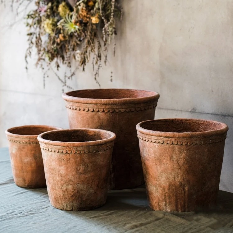 Terracotta & Concrete Planter Pot 7 Terracotta & Concrete Planter Pot - Image 5